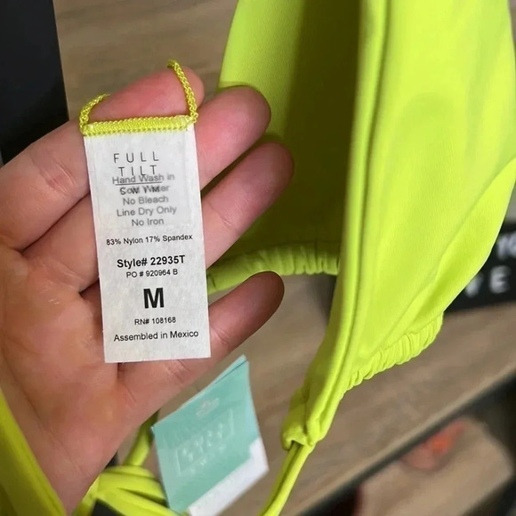 FULL Tilt NWT Multi-Way Halter Bikini Top Size M - Picture 6 of 9